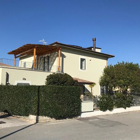 Colombella Apartment Agriturismo Collerisana Spoleto Luaran gambar
